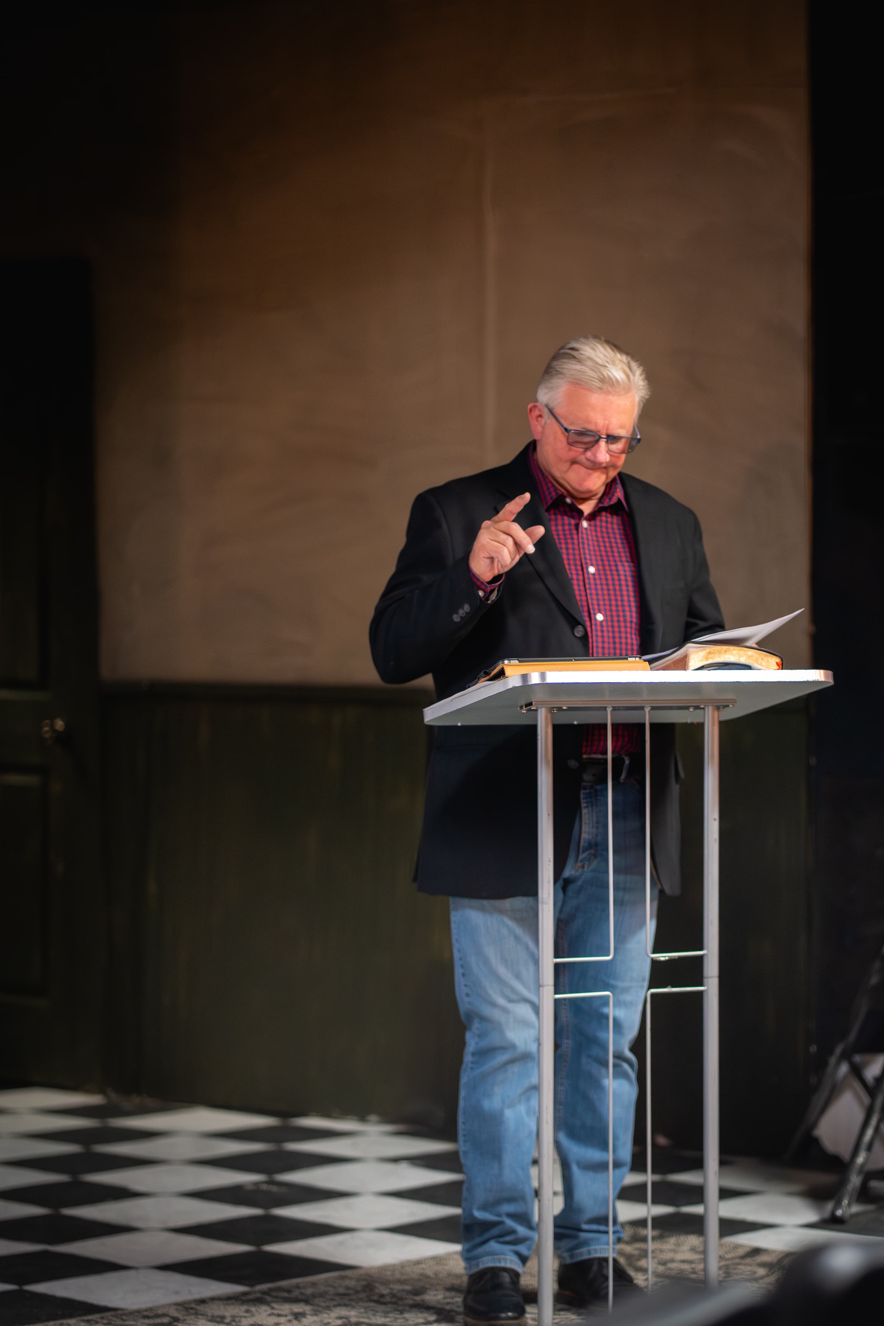 Pastor Brian Elrod